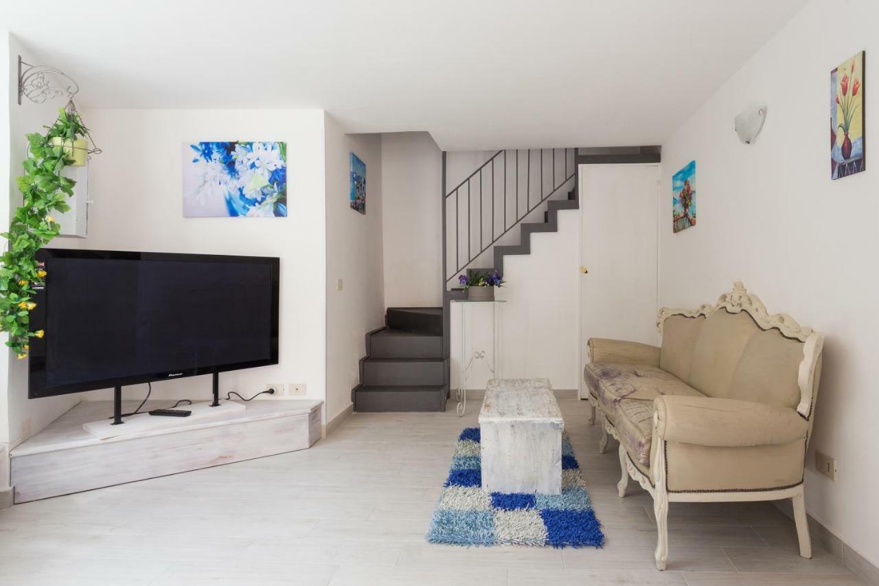 Casa Vacanze Di Gio 卡塔尼亚 外观 照片